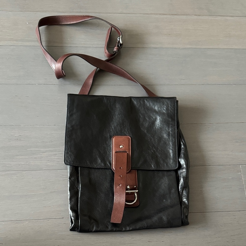 Prada pattina Men's message Bag new with tag